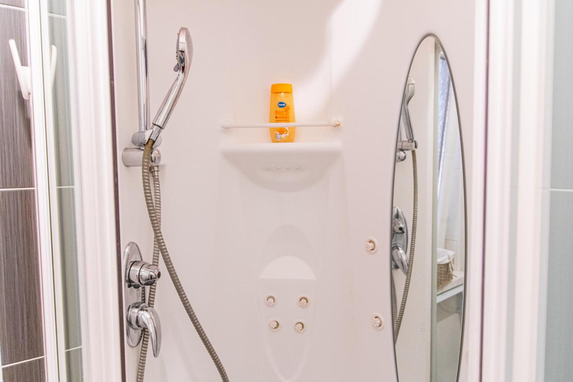 Flexible Selfcheckins 57 - Zagreb - Parking - New Apartment Ngoại thất bức ảnh